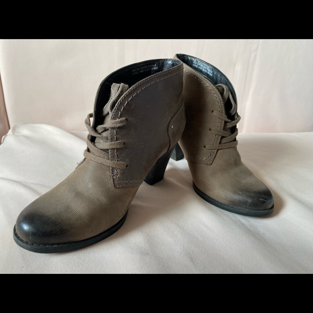 Clarks leather booties Alpine Melt dark gray